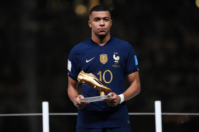Kylian Mbappé Claims 2026 Golden Boot with 8 Goals